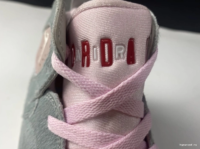 Retro Grey Neutral Air Jordan CT8528-002 7 0702